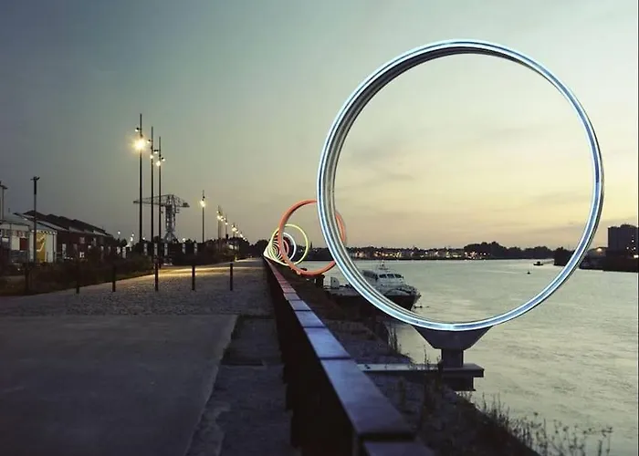 Coeur Menou, Radis'son & Parking *